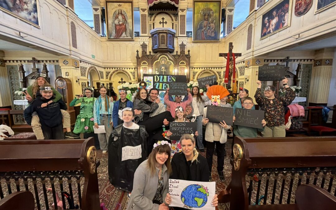 Rozśpiewany Dzień Ziemi w Scholar i Erazmus!